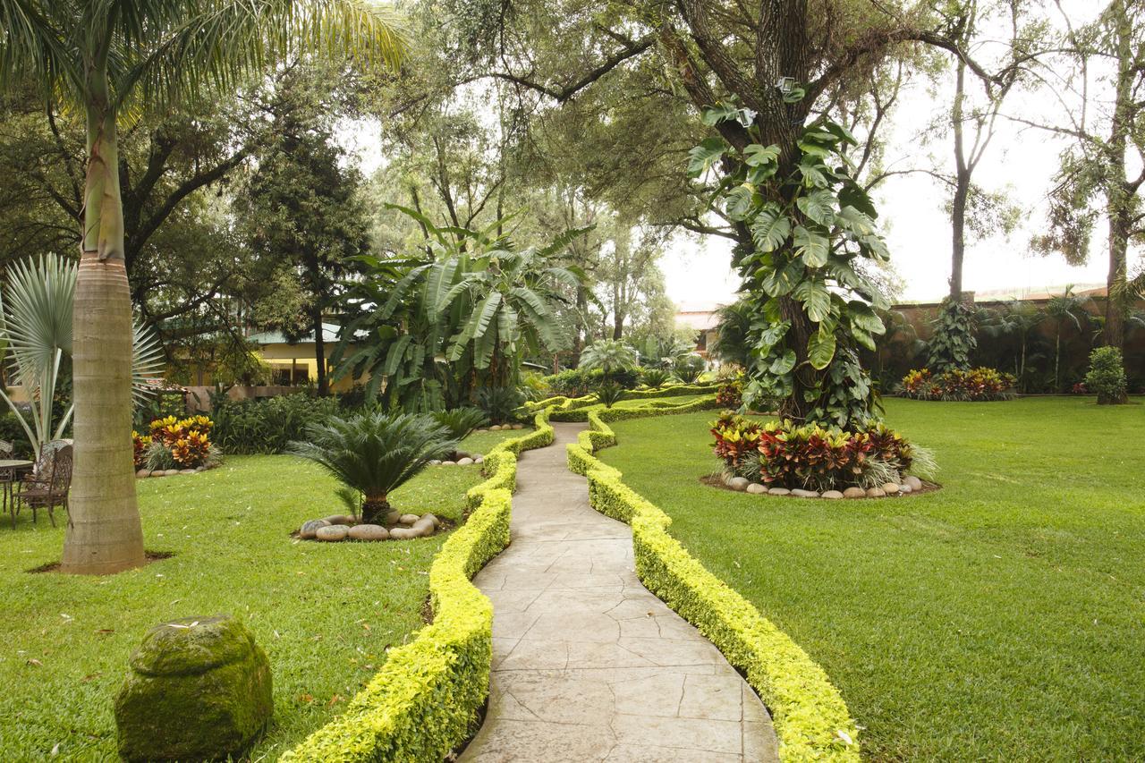 Quinta Sauz Hotel Tacambaro de Codallos Exterior photo