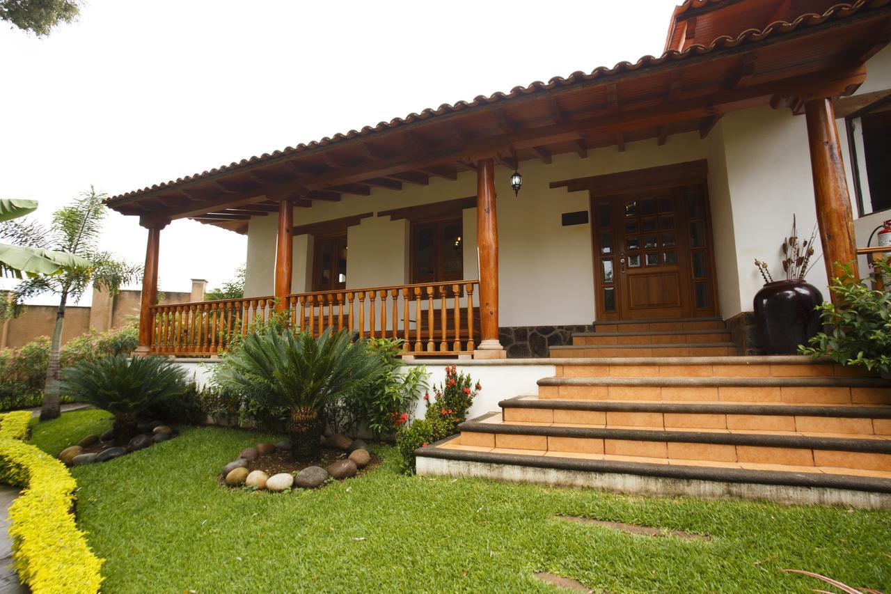 Quinta Sauz Hotel Tacambaro de Codallos Exterior photo