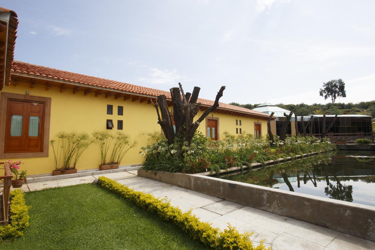 Quinta Sauz Hotel Tacambaro de Codallos Exterior photo